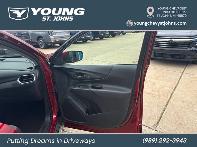 Used 2024 Chevrolet Equinox LT FWD image 16