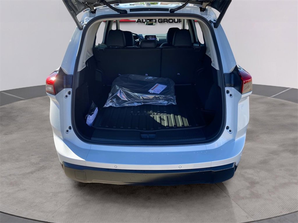 New 2026 Nissan Rogue SV w/ Rock Creek Premium Package image 18