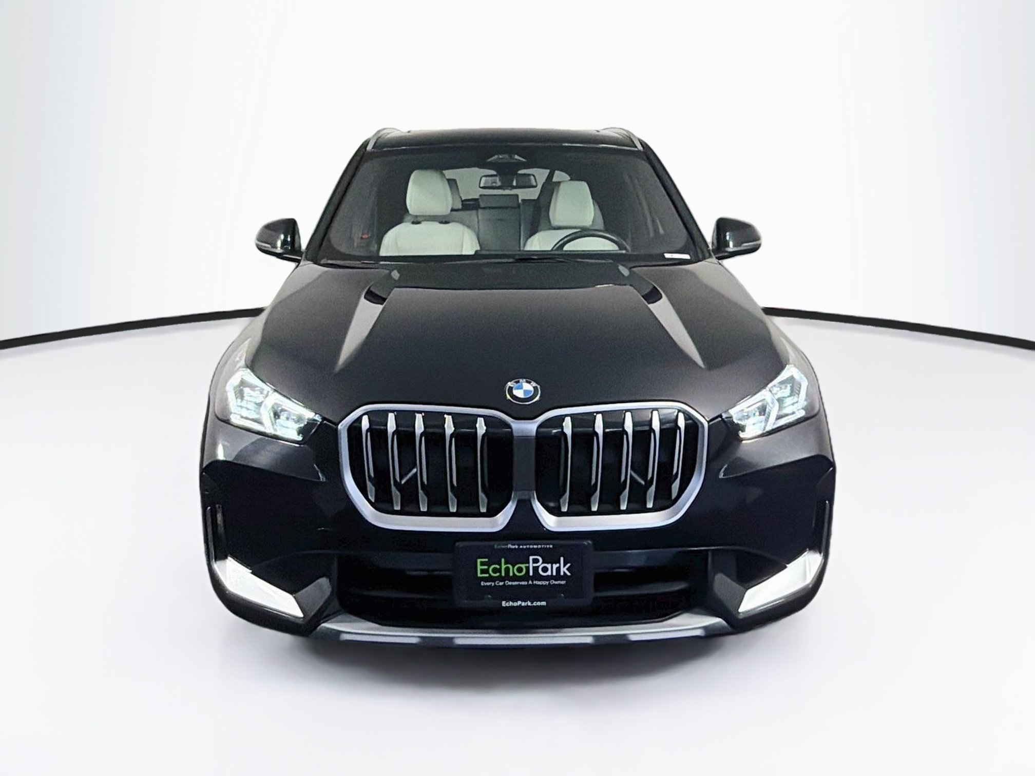 Used 2026 BMW X1 xDrive28i AWD/4WD image 2