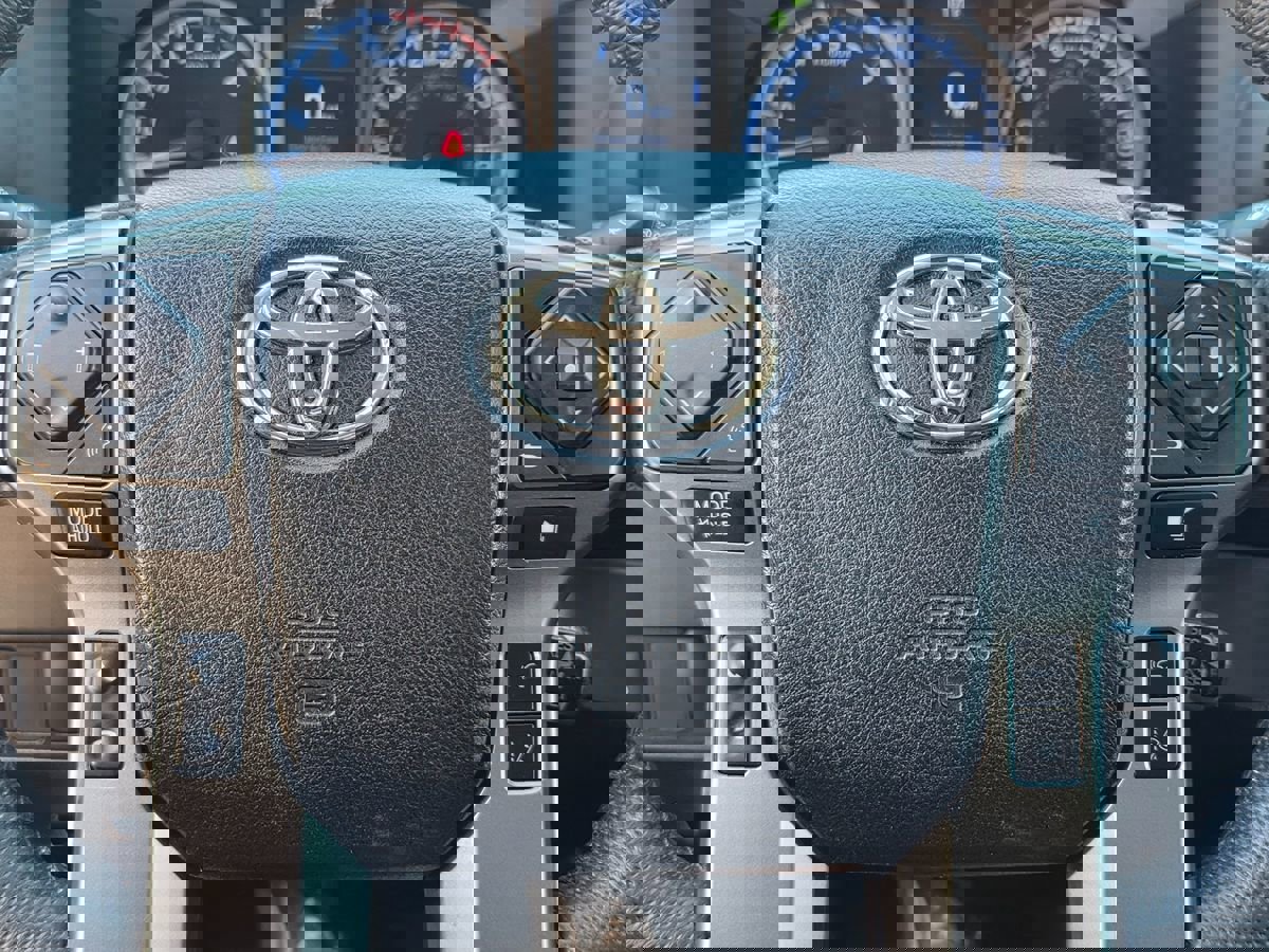 Used 2020 Toyota Tacoma SR5 image 37