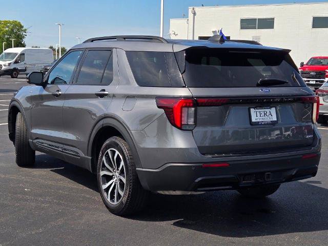 Certified 2025 Ford Explorer ST-Line AWD/4WD image 18
