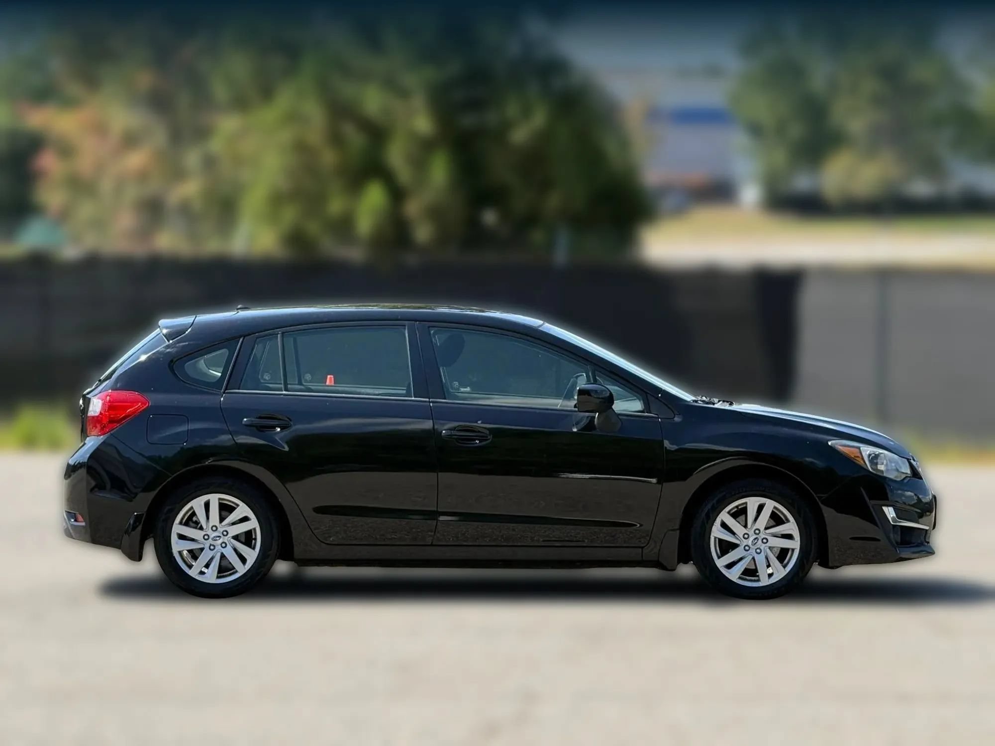 Used 2015 Subaru Impreza 2.0i Premium AWD/4WD image 7