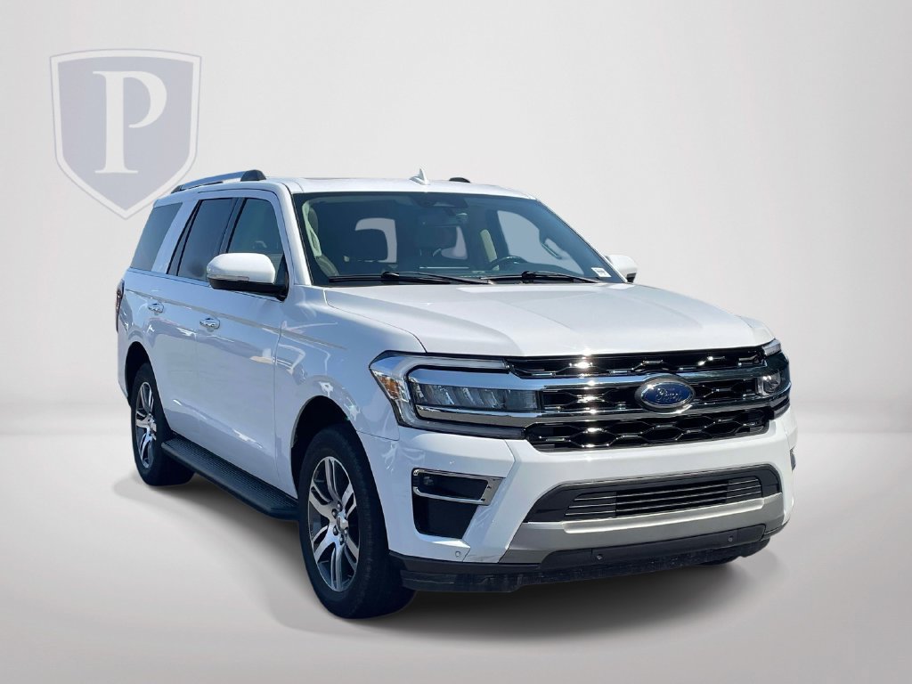 Used 2024 Ford Expedition Limited AWD/4WD image 2