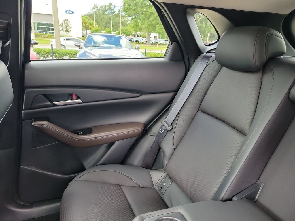 Used 2023 MAZDA CX-30 AWD 2.5 S w/ Premium Package image 11