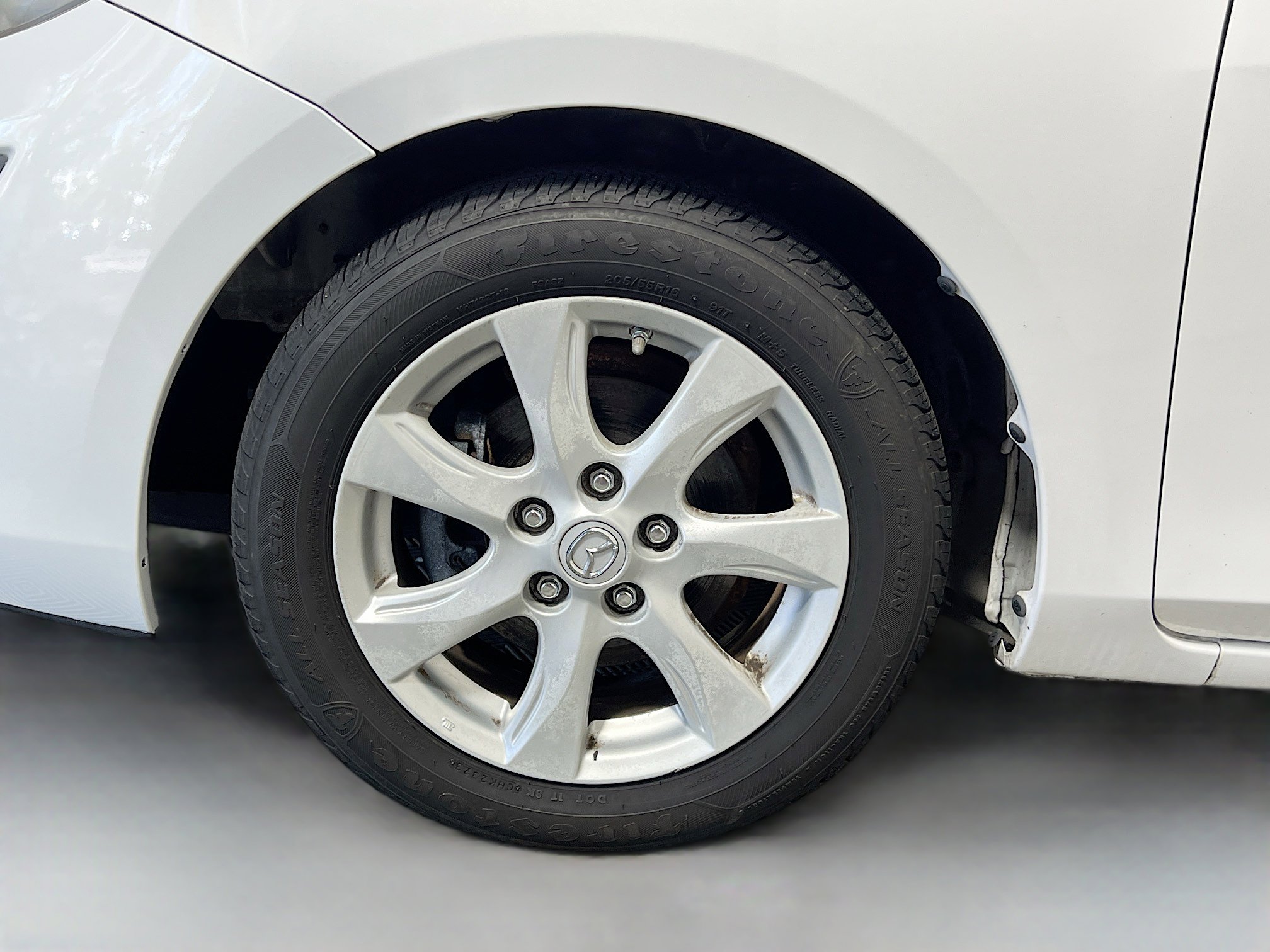 Used 2011 MAZDA MAZDA3 i Touring image 14
