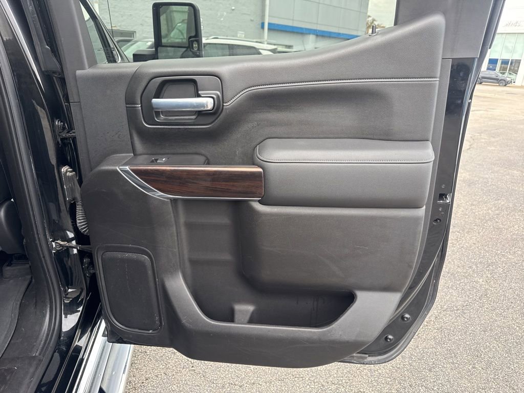 Used 2021 GMC Sierra 1500 SLT w/ SLT Premium Plus Package AWD/4WD image 11