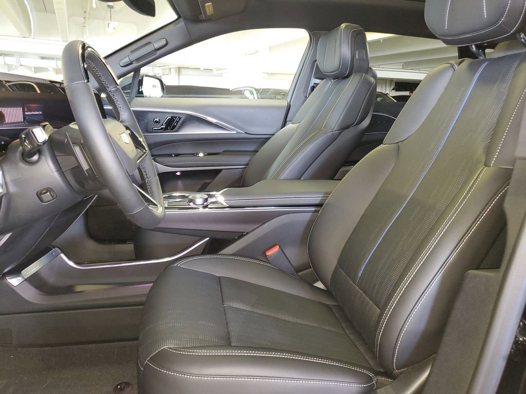 New 2026 Cadillac Lyriq Sport w/ LPO, ONYX Package RWD image 16