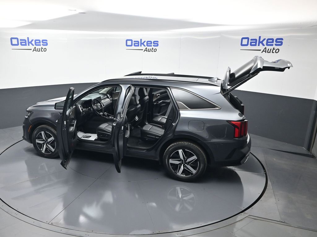 Certified 2021 Kia Sorento EX w/ Panoramic Sunroof Package FWD image 63