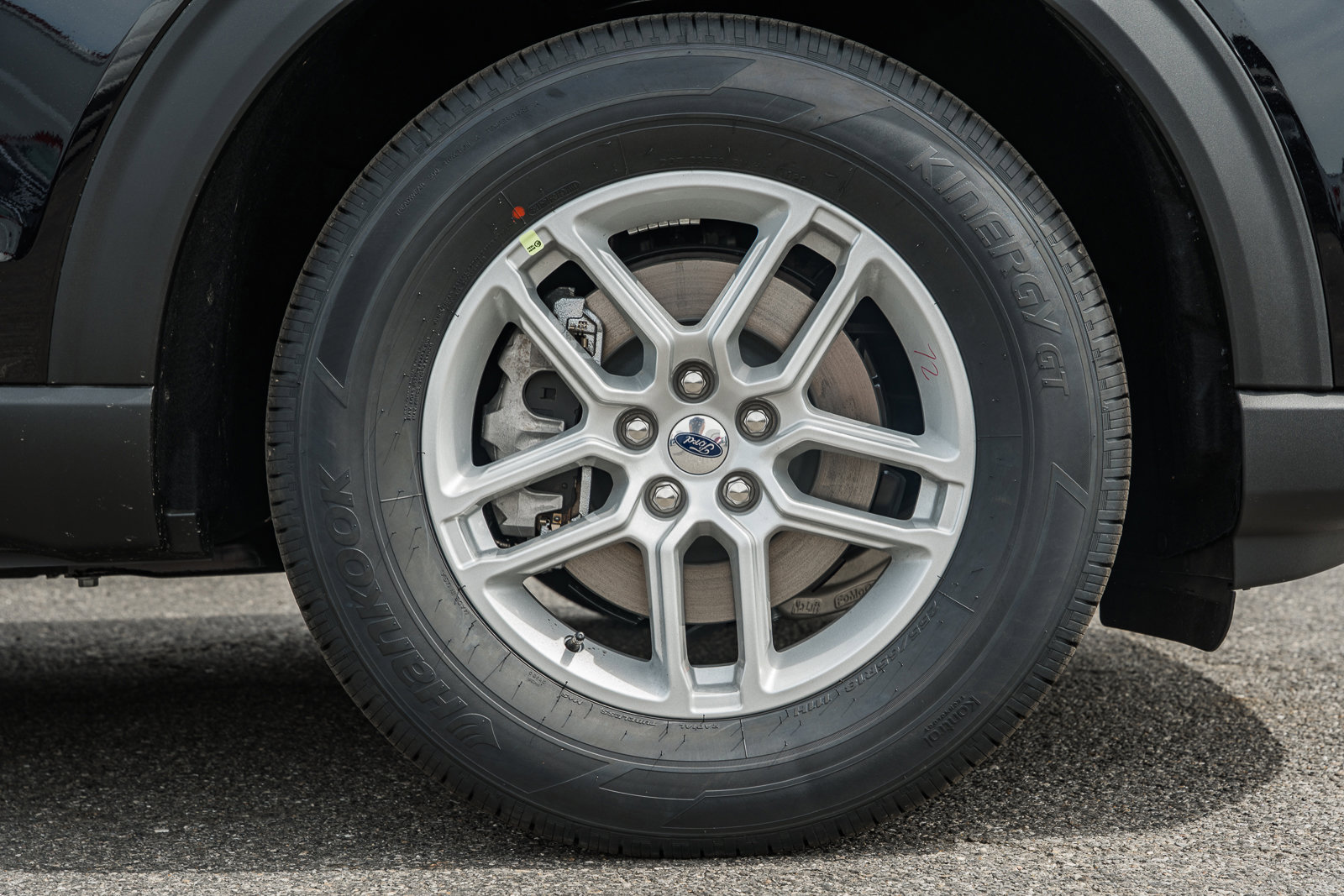 New 2026 Ford Explorer Active image 16