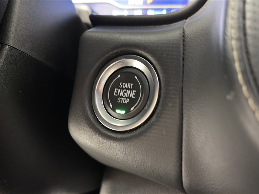 Used 2023 Chevrolet Suburban Premier image 24