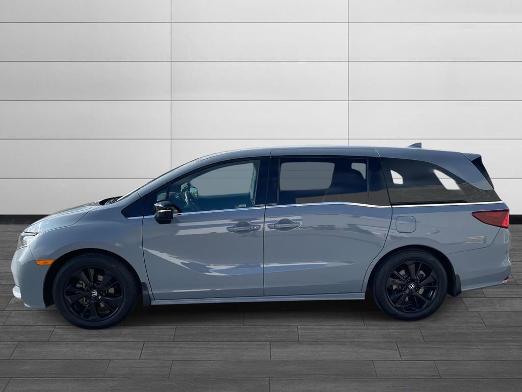 Used 2023 Honda Odyssey Sport image 2