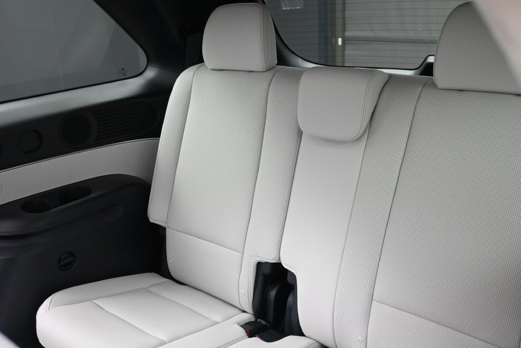 Used 2026 Hyundai Palisade Calligraphy FWD image 27