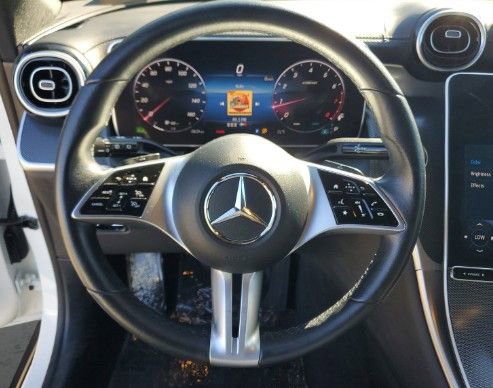 Used 2024 Mercedes-Benz GLC 300 image 4