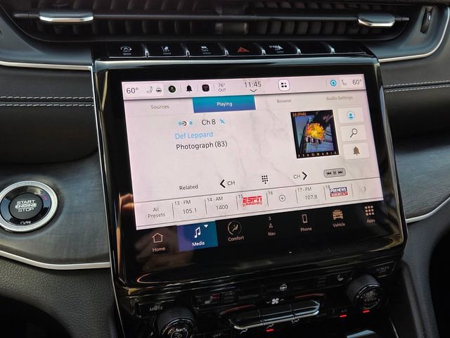 Used 2023 Jeep Grand Cherokee Limited w/ Black Appearance Package image 28