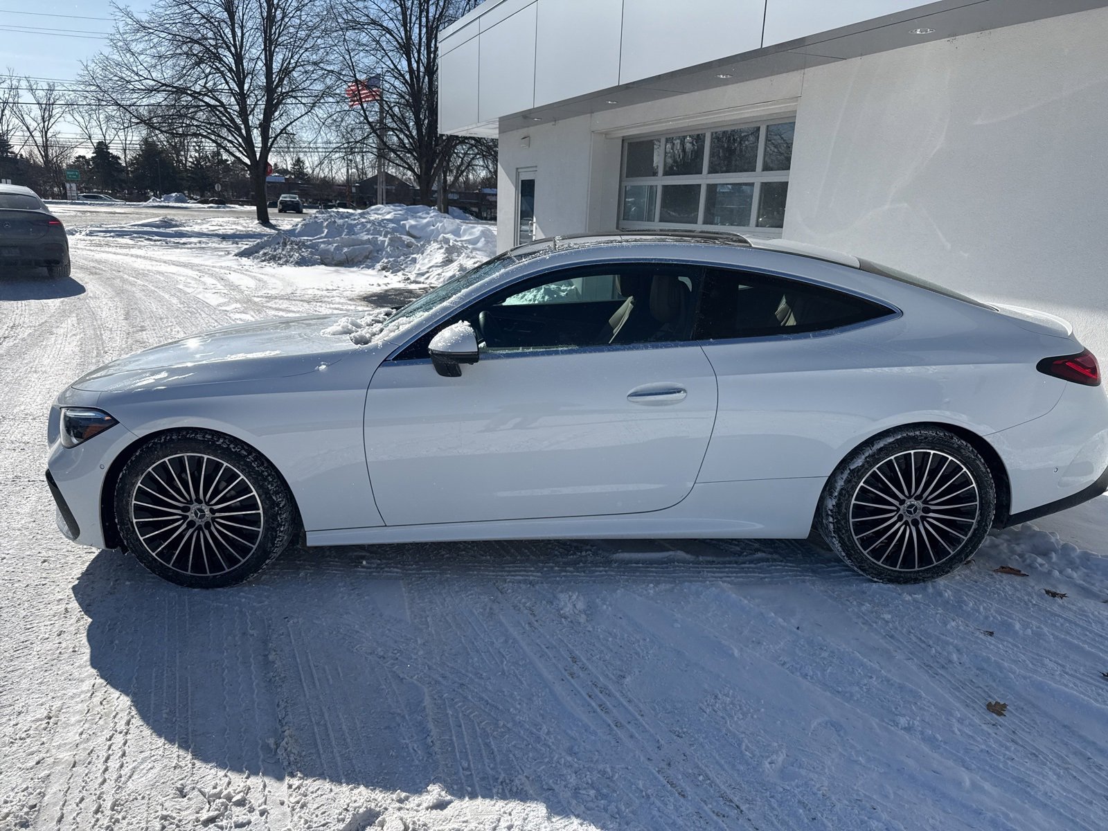 Certified 2024 Mercedes-Benz CLE 300 4MATIC Coupe image 2