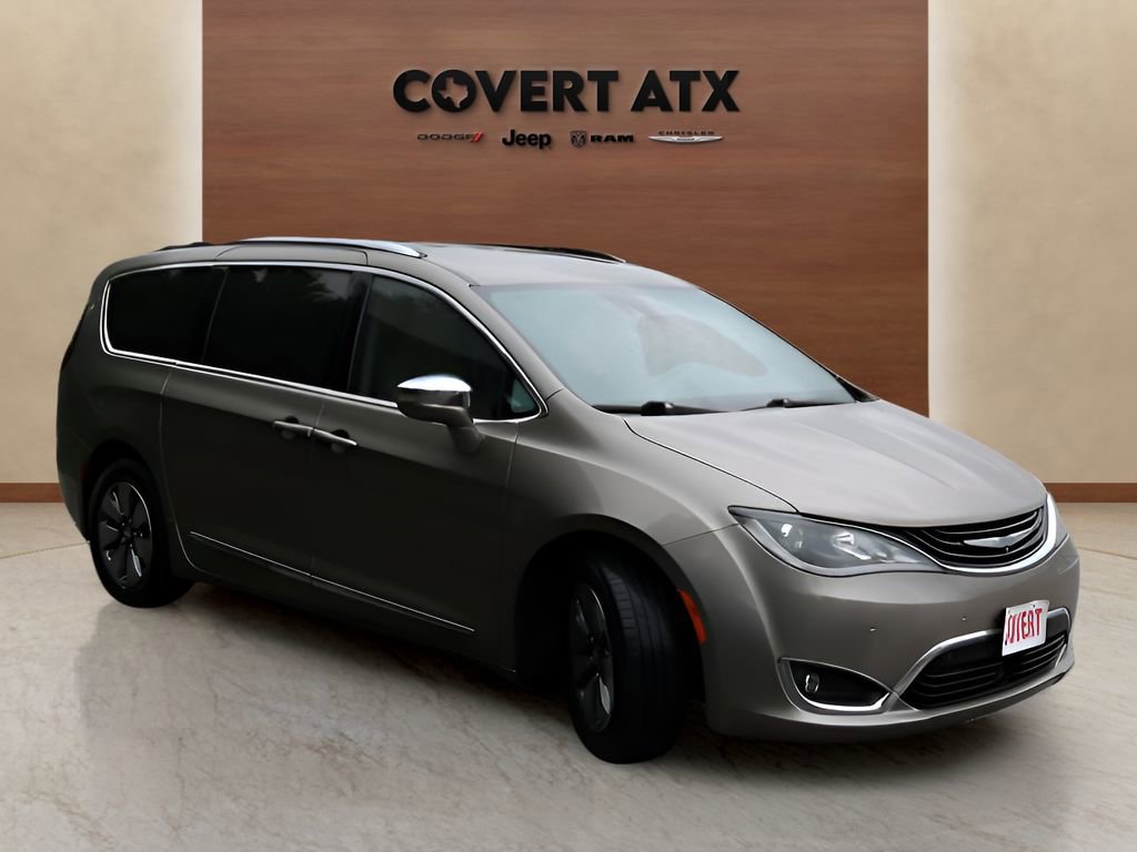 Used 2018 Chrysler Pacifica Limited w/ Advanced Safetytec Group FWD image 7