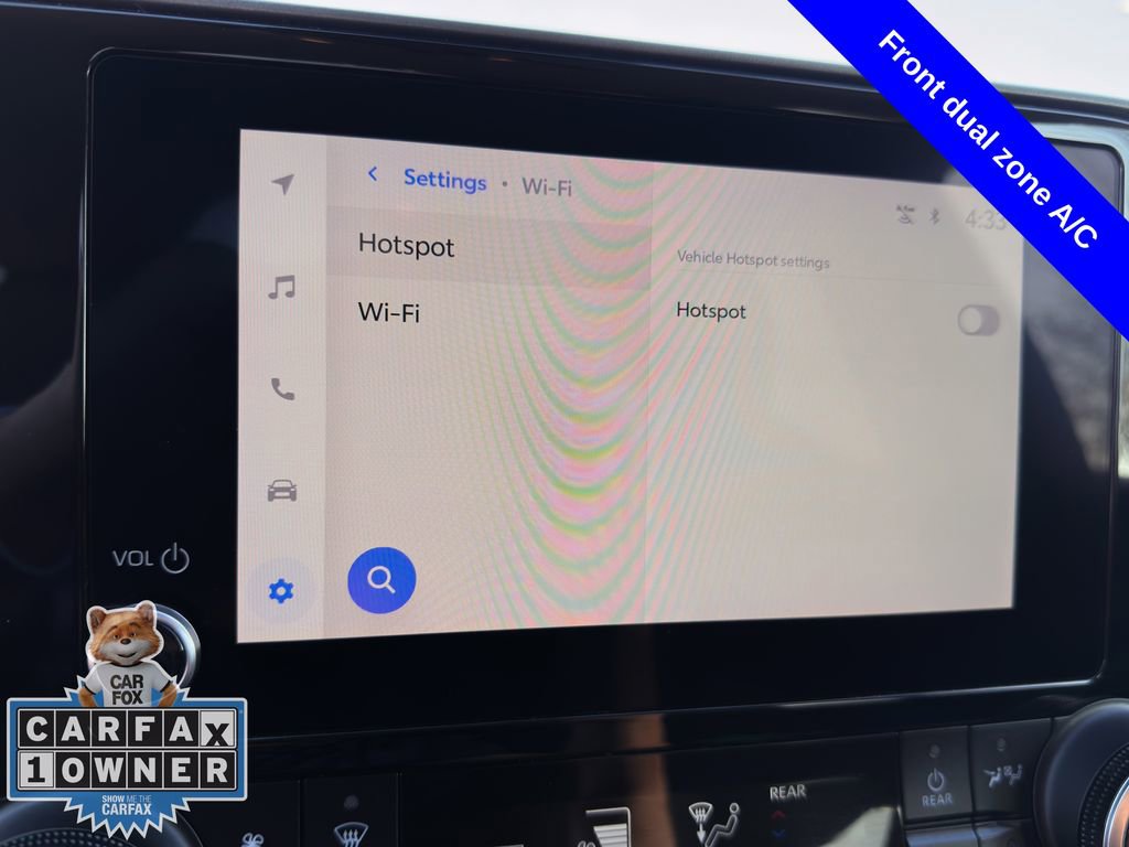 Used 2024 Toyota Highlander LE image 7