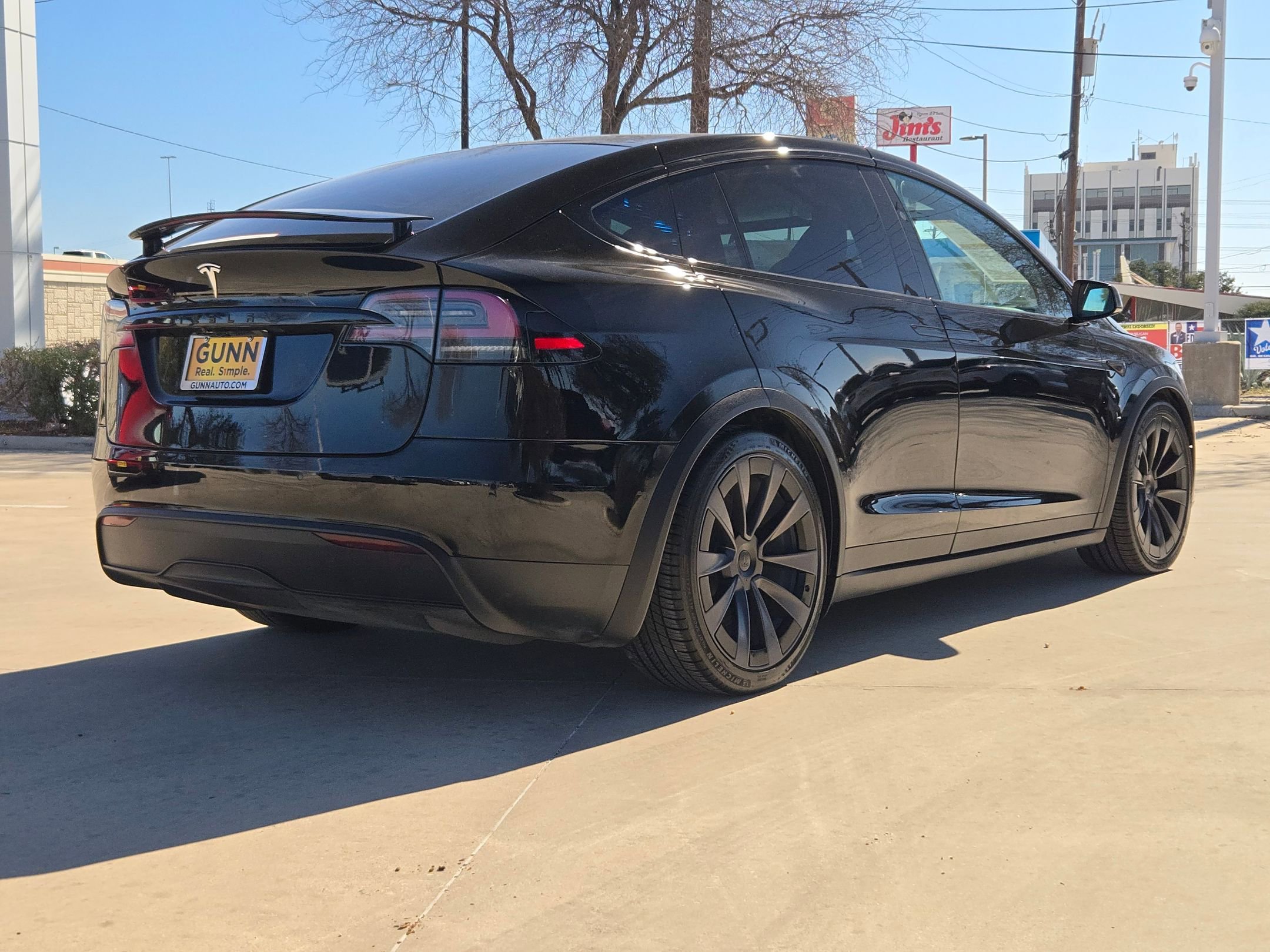 Used 2022 Tesla Model X image 6