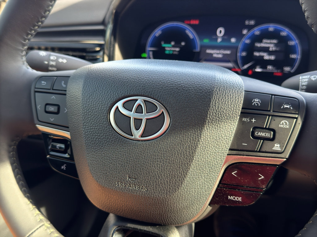 Used 2026 Toyota Camry XLE image 24