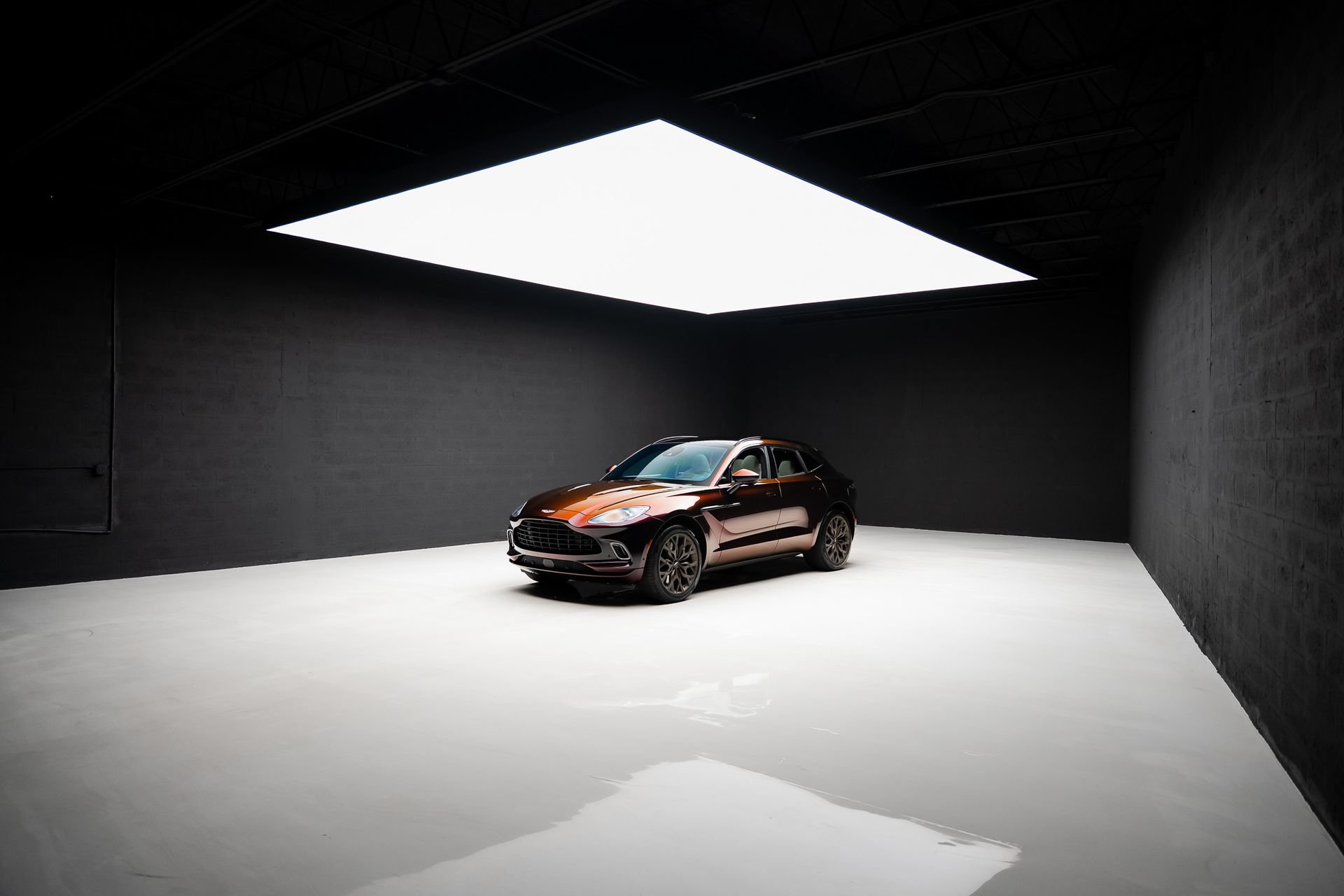 Used 2023 Aston Martin DBX AWD/4WD image 86