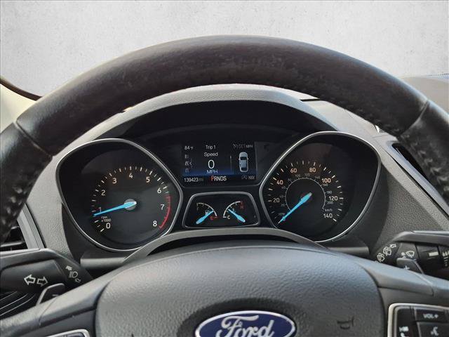 Used 2017 Ford Escape SE w/ SE Leather Comfort Package FWD image 9