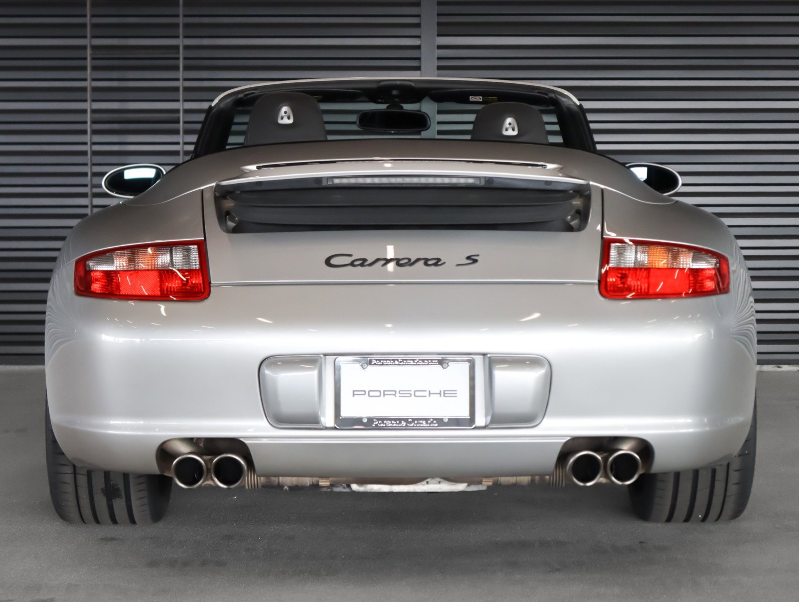 Used 2005 Porsche 911 Carrera S image 9