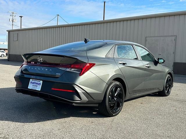 New 2026 Hyundai Elantra Sport image 4