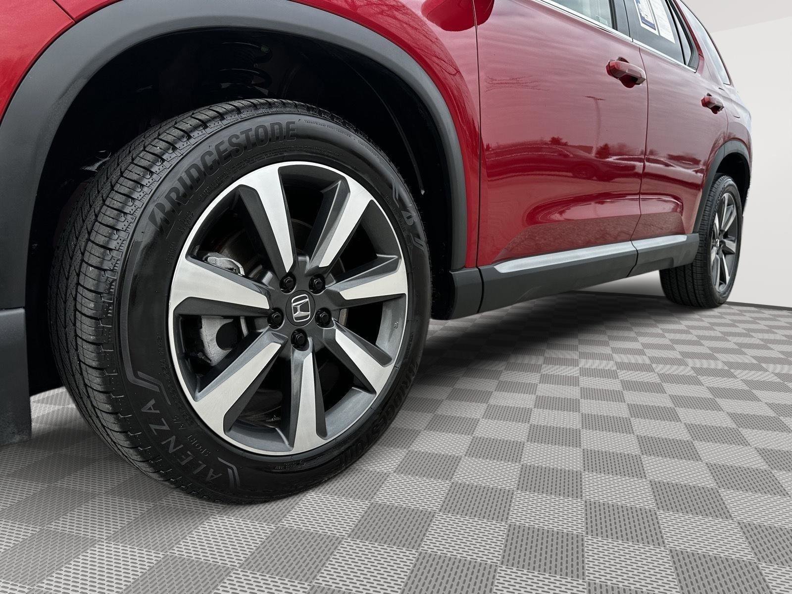 Certified 2024 Honda Pilot Elite image 6