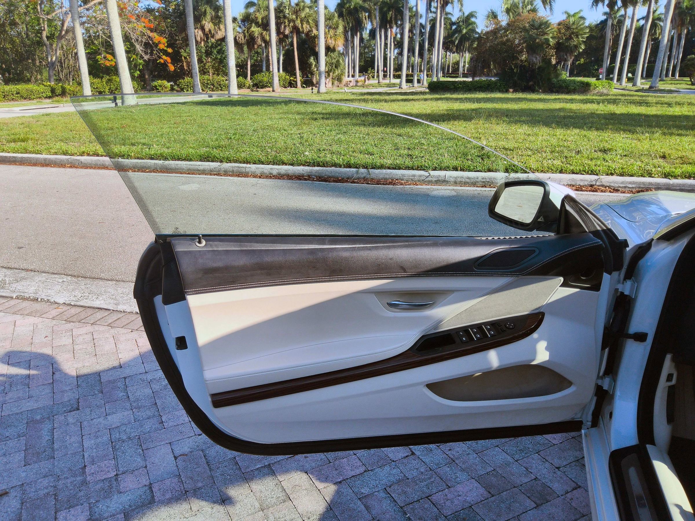 Used 2016 BMW 640i xDrive Convertible AWD/4WD image 39
