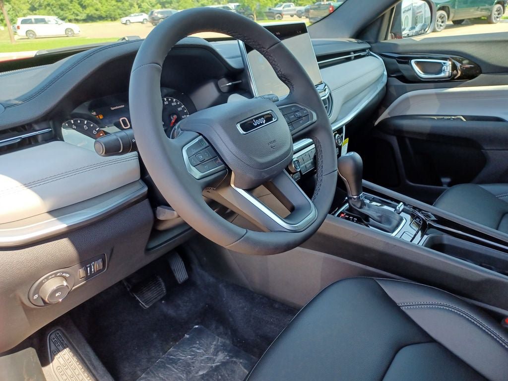 New 2026 Jeep Compass Limited AWD/4WD image 13