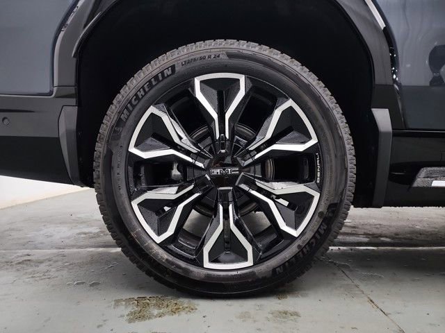 New 2025 GMC Sierra EV Denali image 36