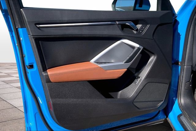 Used 2020 Audi Q3 2.0T Premium w/ Convenience Package image 26