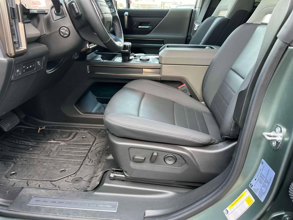 Used 2024 GMC Hummer EV 3X image 25