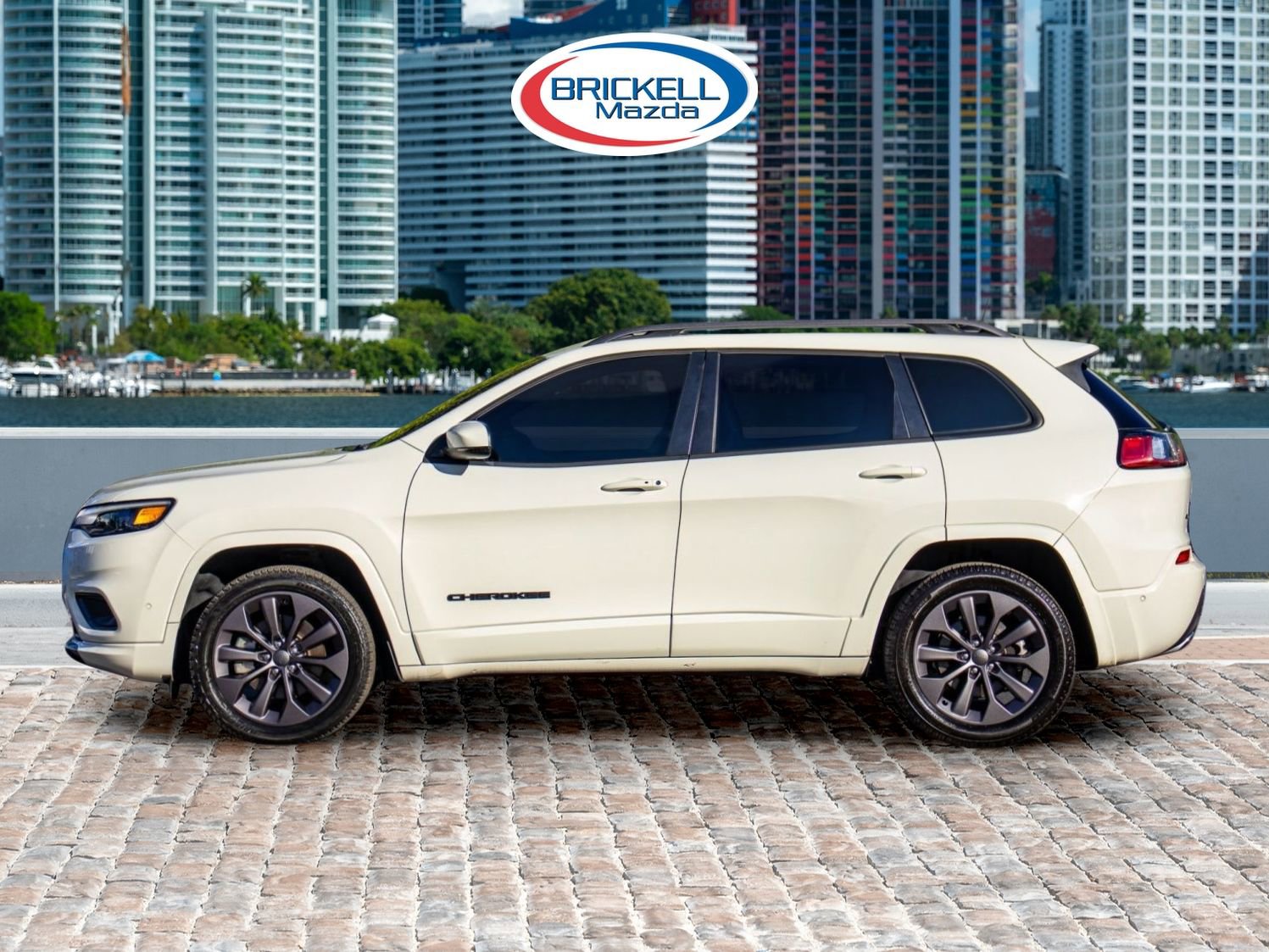Used 2019 Jeep Cherokee High Altitude image 12