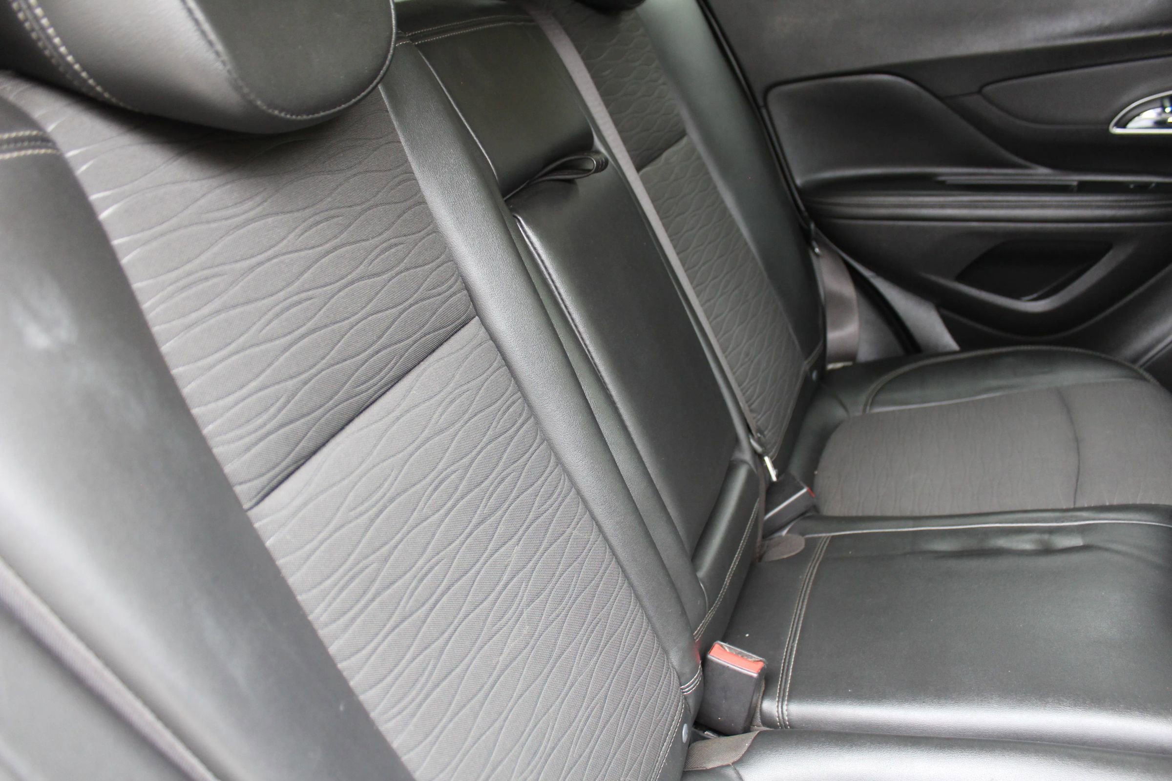 Used 2016 Buick Encore Sport Touring AWD/4WD image 15