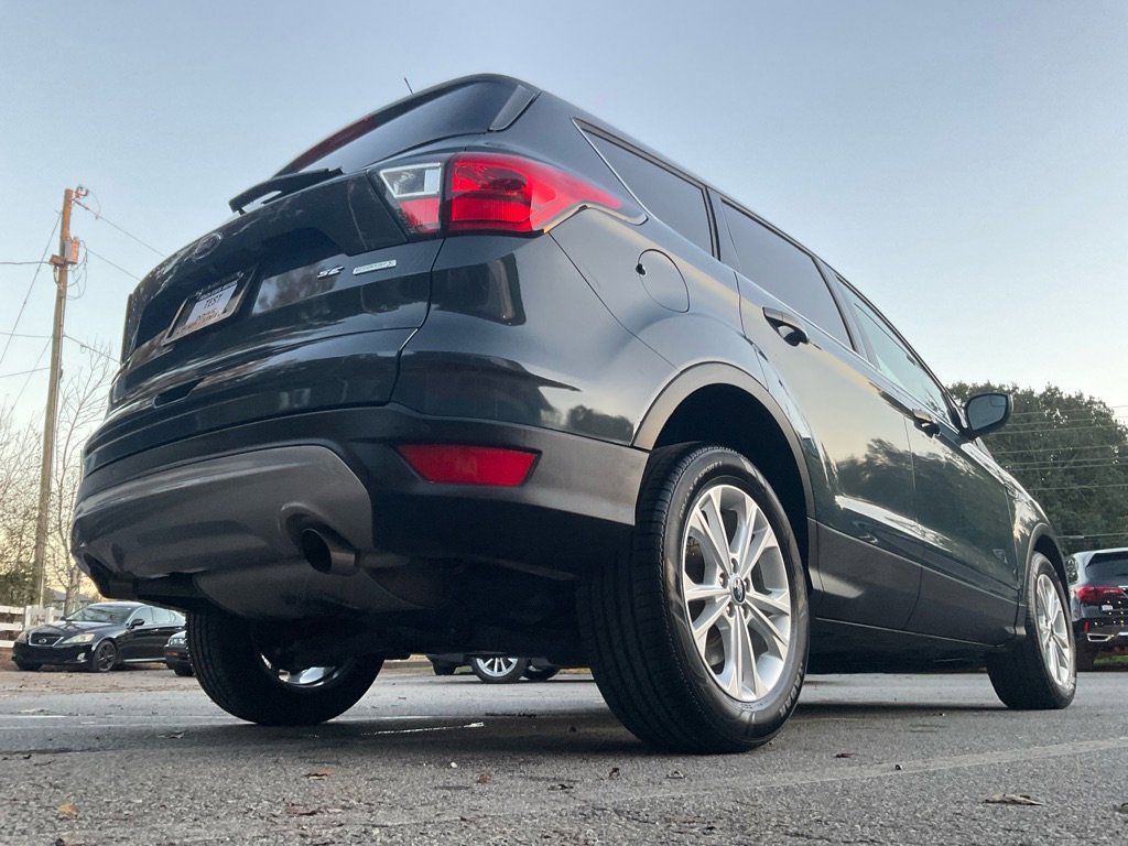 Used 2019 Ford Escape SE image 46