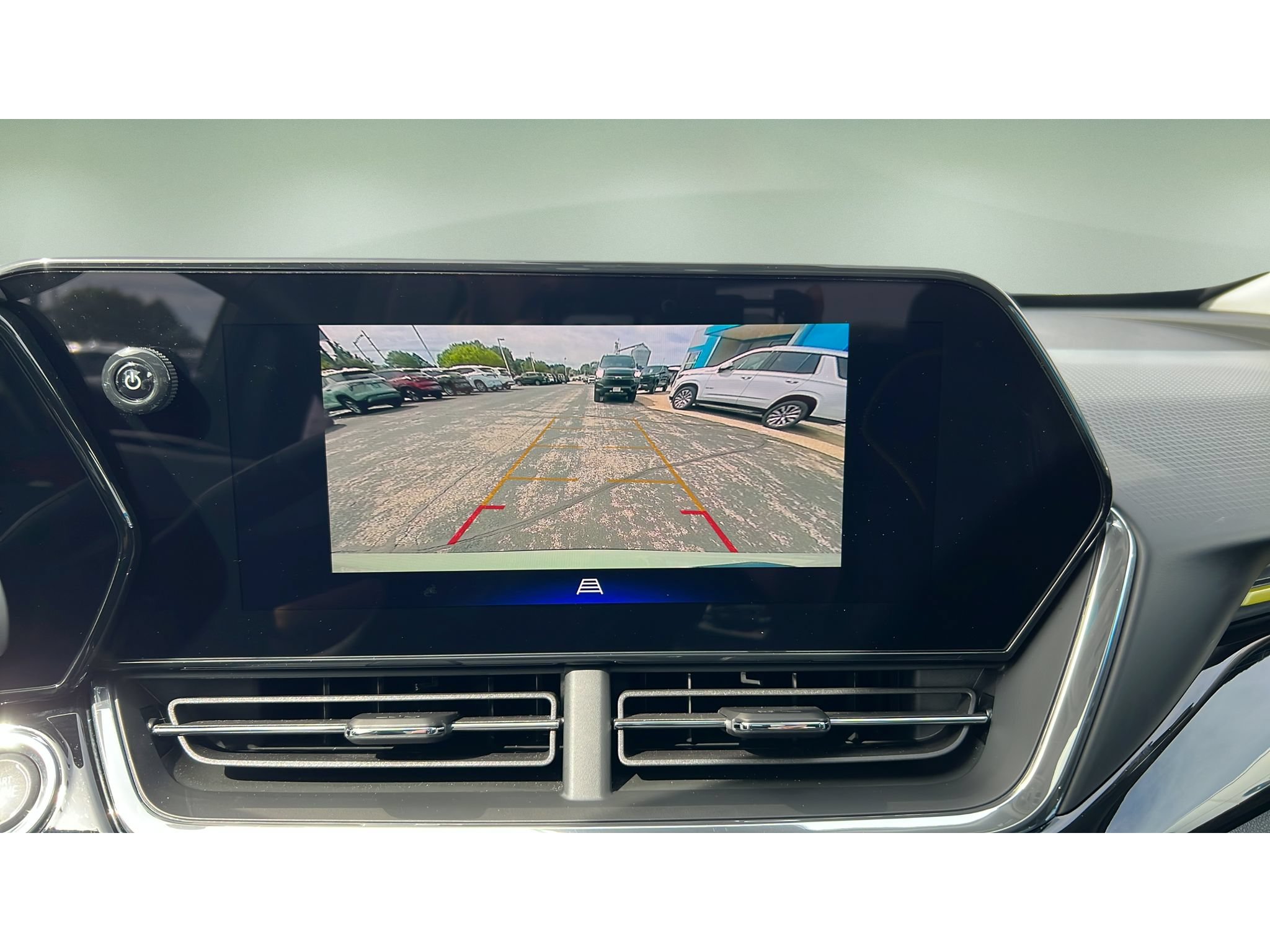 Certified 2025 Chevrolet Trax ACTIV w/ Sunroof Package FWD image 19