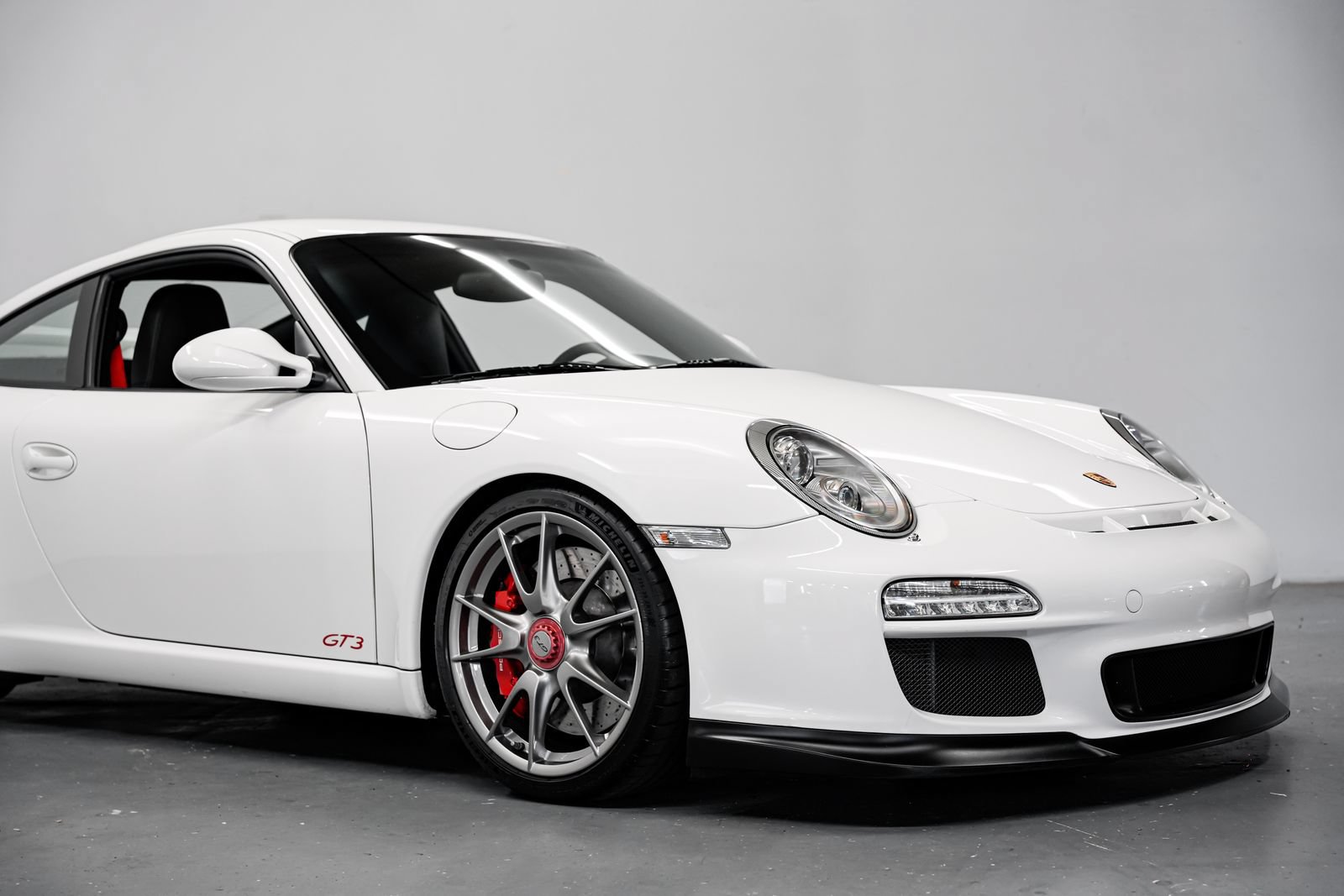 Used 2010 Porsche 911 GT3 RWD image 38