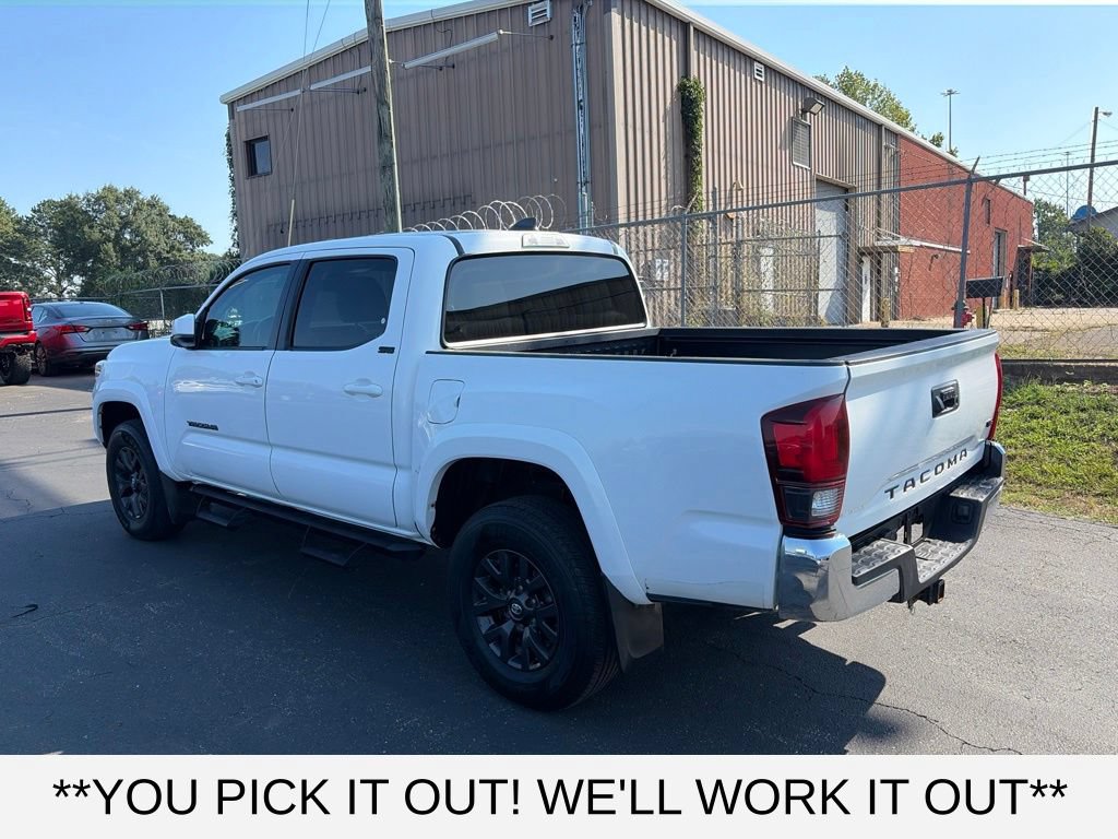Used 2022 Toyota Tacoma SR5 RWD image 4