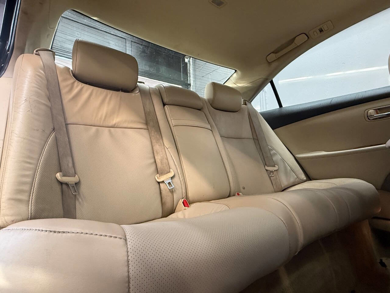 Used 2012 Lexus ES 350 image 4