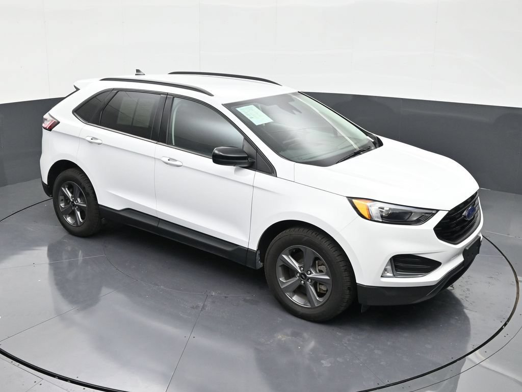Used 2024 Ford Edge SEL w/ Sport Appearance Package AWD/4WD image 17