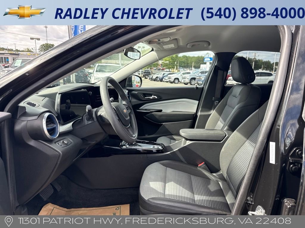 Certified 2024 Chevrolet Trax LT image 12
