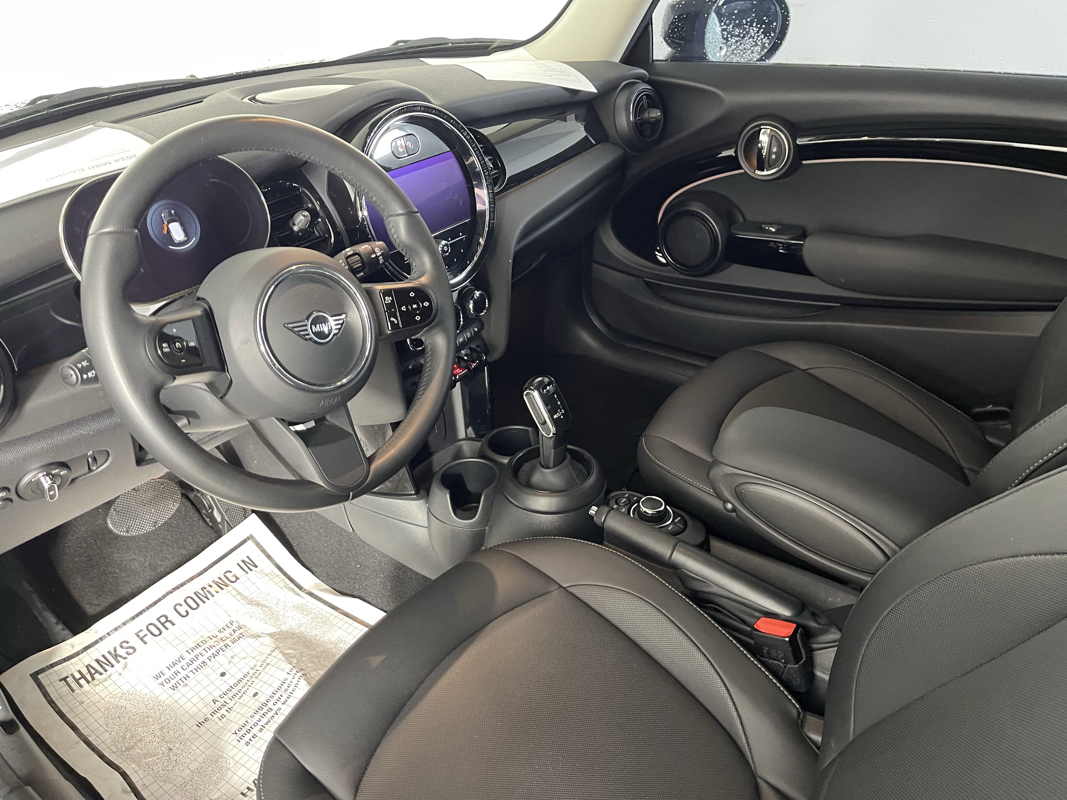 Used 2024 MINI Cooper 2-Door Hardtop image 11