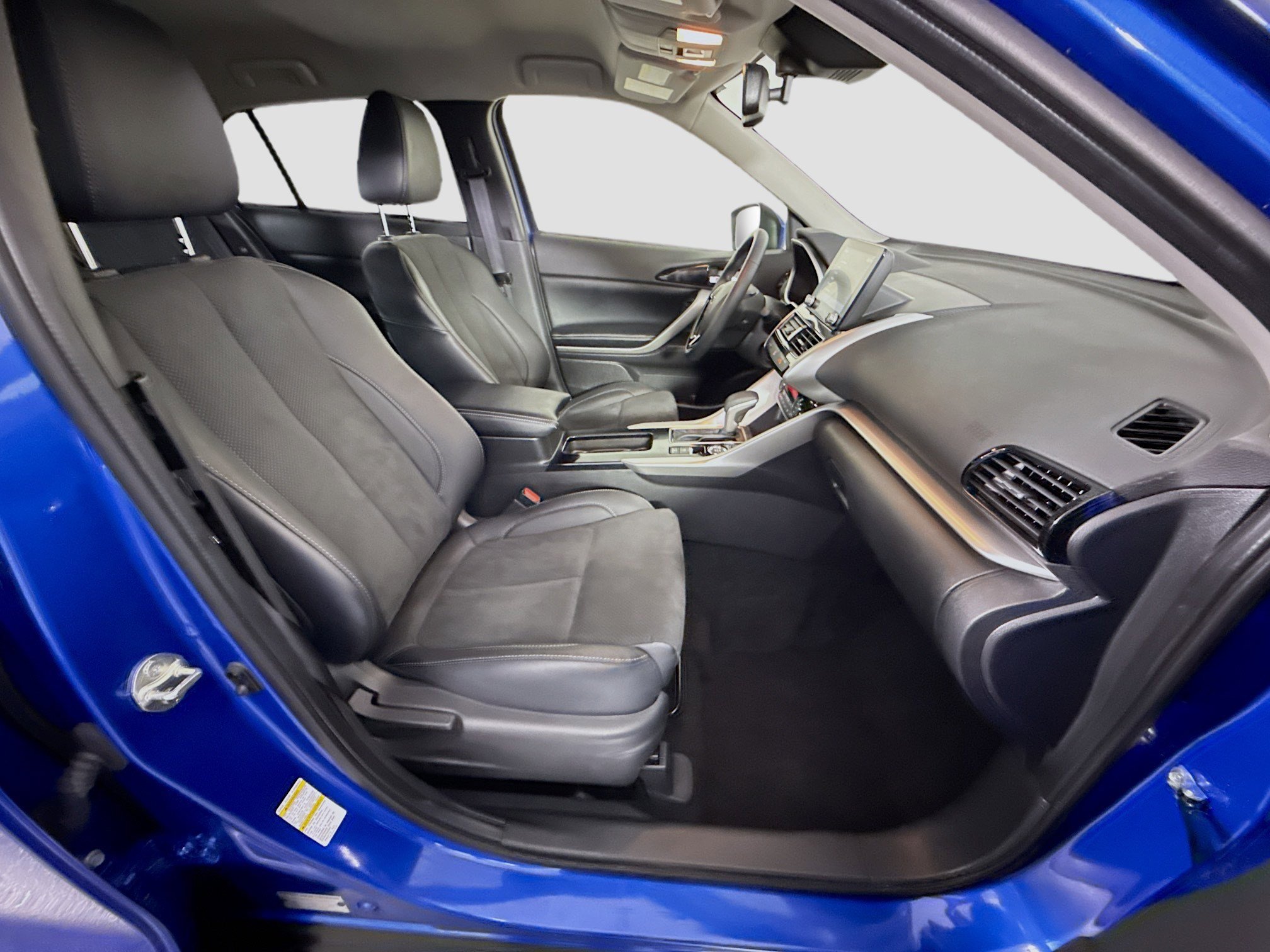 Used 2026 Mitsubishi Eclipse Cross Black Edition image 29