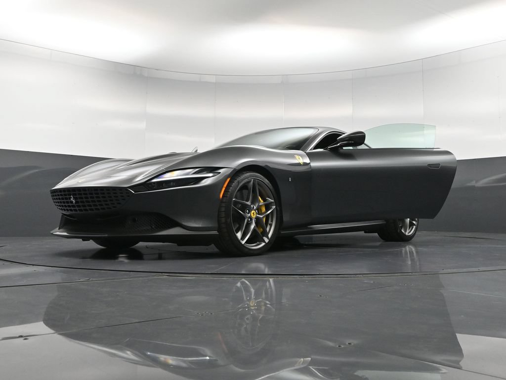 Used 2022 Ferrari Roma RWD image 39