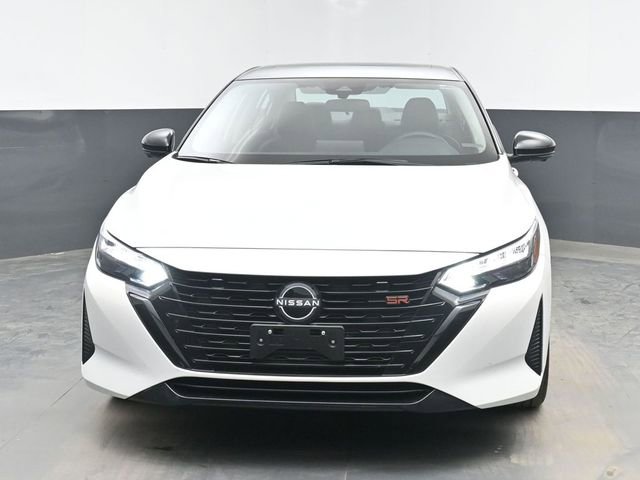 Used 2025 Nissan Sentra SR w/ SR Premium Package image 3