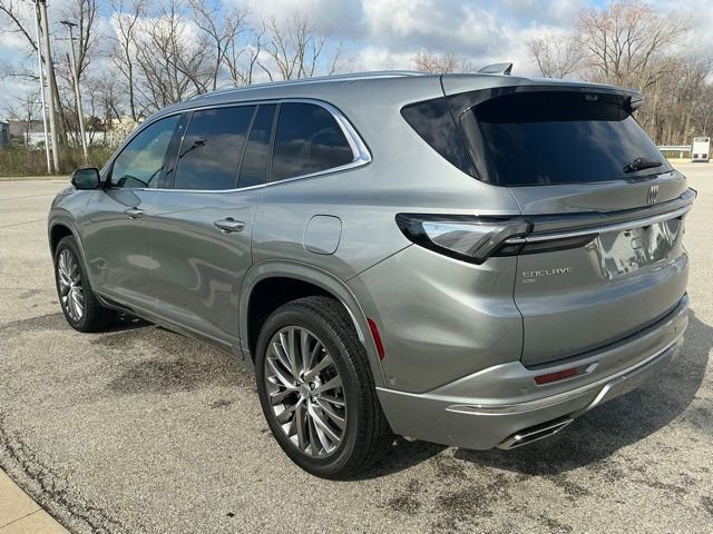 Used 2025 Buick Enclave Avenir w/ Super Cruise Package image 4