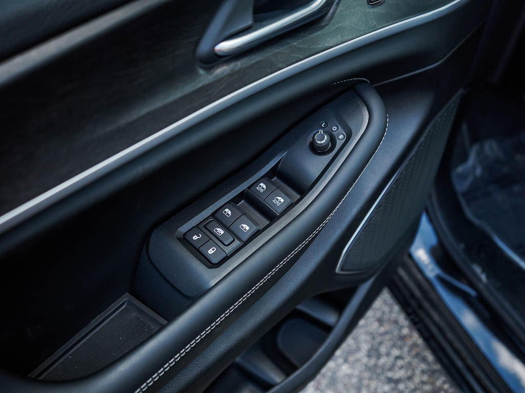 New 2026 Jeep Grand Cherokee Limited AWD/4WD image 19