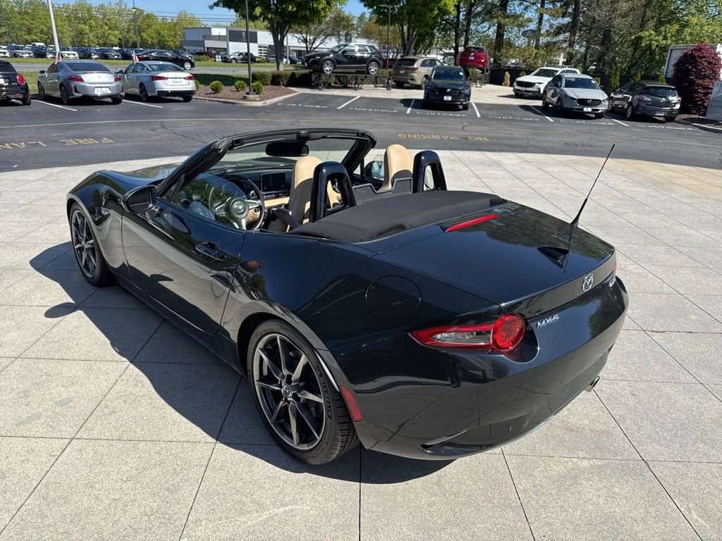 Used 2016 MAZDA MX-5 Miata Grand Touring image 16