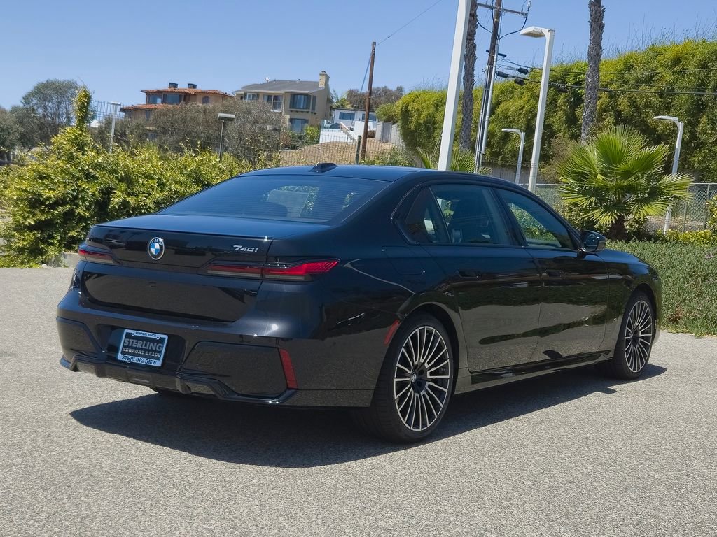 New 2026 BMW 740i w/ Premium Package RWD image 18